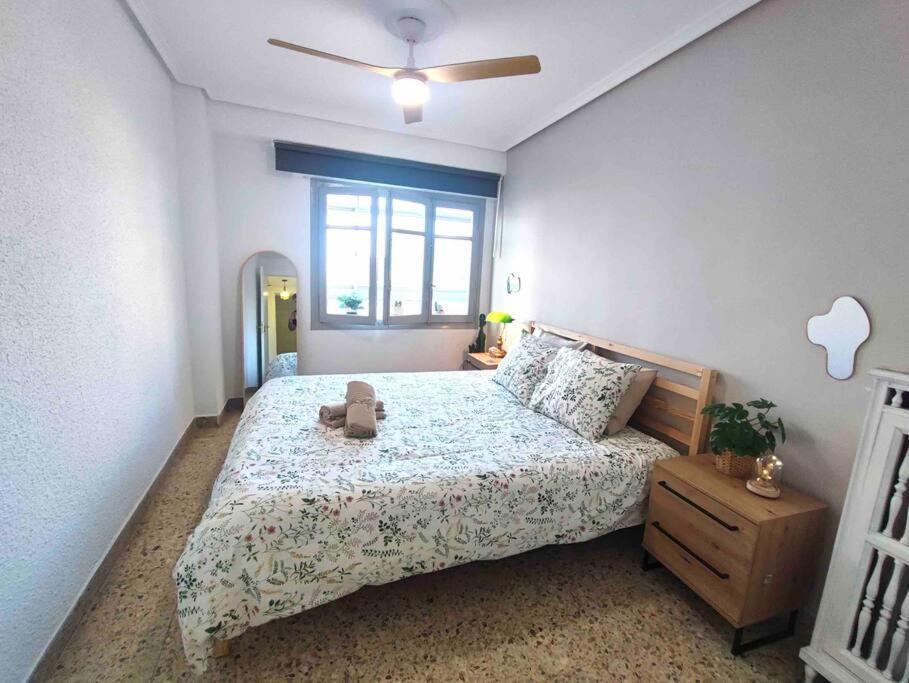 Acogedor Apartamento A 5 Min Del Ave Zaragoza Luaran gambar