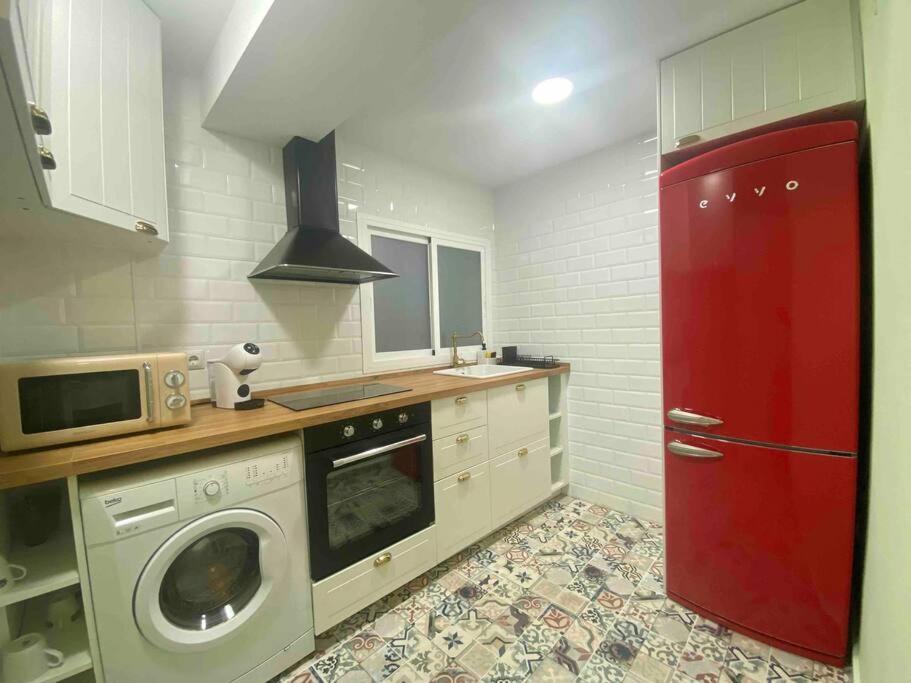 Acogedor Apartamento A 5 Min Del Ave Zaragoza Luaran gambar
