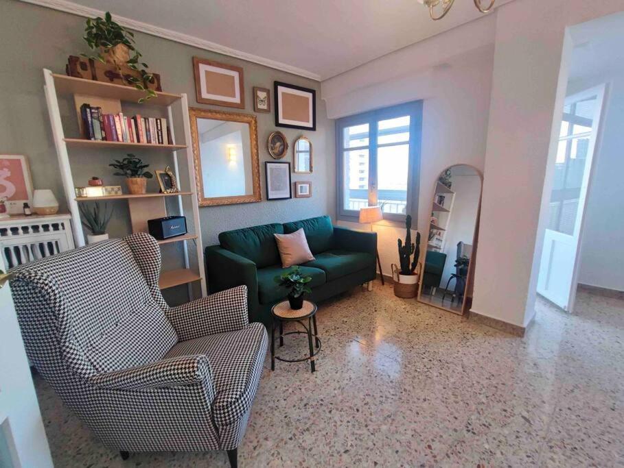 Acogedor Apartamento A 5 Min Del Ave Zaragoza Luaran gambar