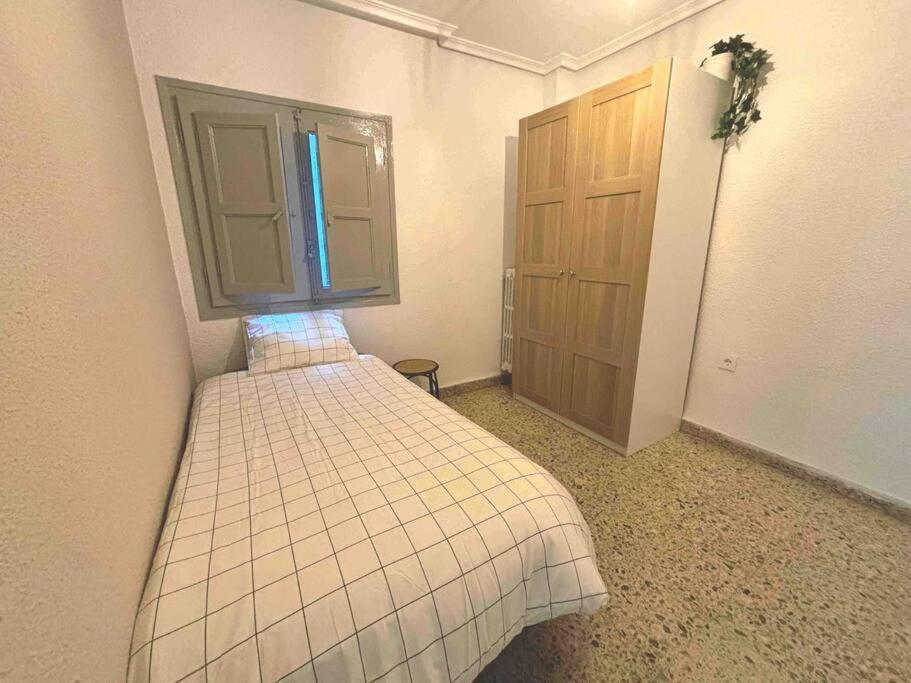 Acogedor Apartamento A 5 Min Del Ave Zaragoza Luaran gambar